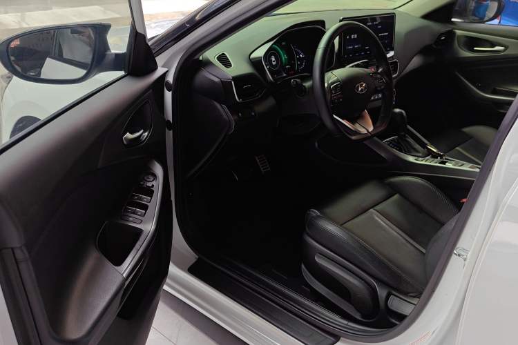 Used Hyundai Lafesta 2019 280TGDi Sport Edition China VI Driver Seat