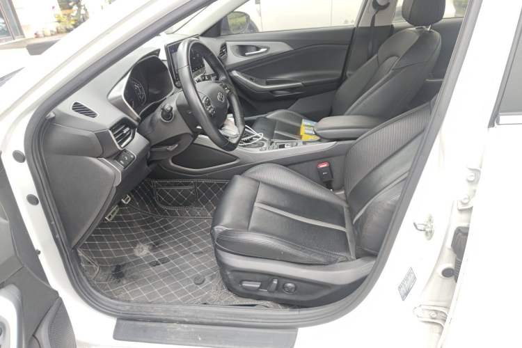 Used Hyundai Lafesta 2019 280TGDi Smart Speed Version China VI Standard Driver Seat