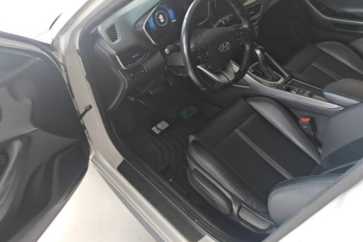 Used Hyundai Lafesta 2019 280TGDi Sport Edition China VI Driver Seat