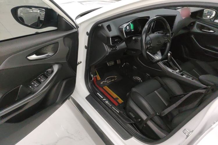 Used Hyundai Lafesta 2019 280TGDi Smart Speed Version China VI Standard Driver Seat