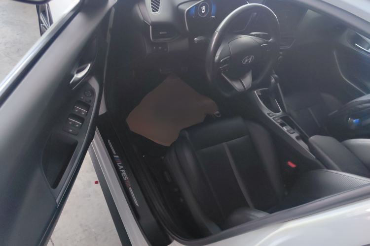 Used Hyundai Lafesta 2019 280TGDi Smart Edition China VI Standard Driver Seat