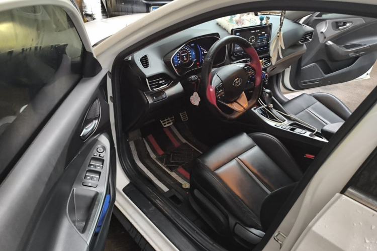 Used Hyundai Lafesta 2019 280TGDi Sport Edition China VI Driver Seat