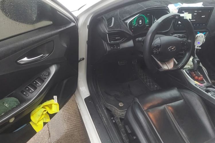 Used Hyundai Lafesta 2019 280TGDi Smart Speed Version China VI Standard Driver Seat