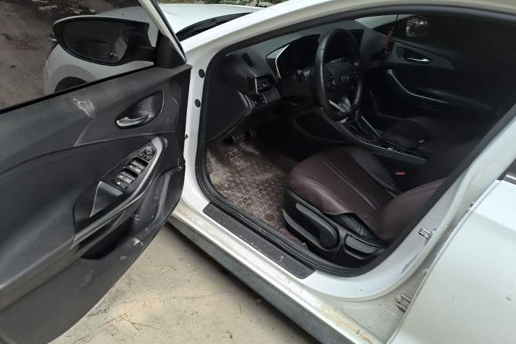 Used Hyundai Lafesta 2019 280TGDi Sport Edition China VI Driver Seat
