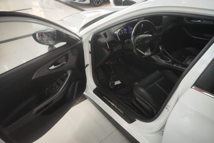Used Hyundai Lafesta 2019 280TGDi Sport Edition China VI Driver Seat