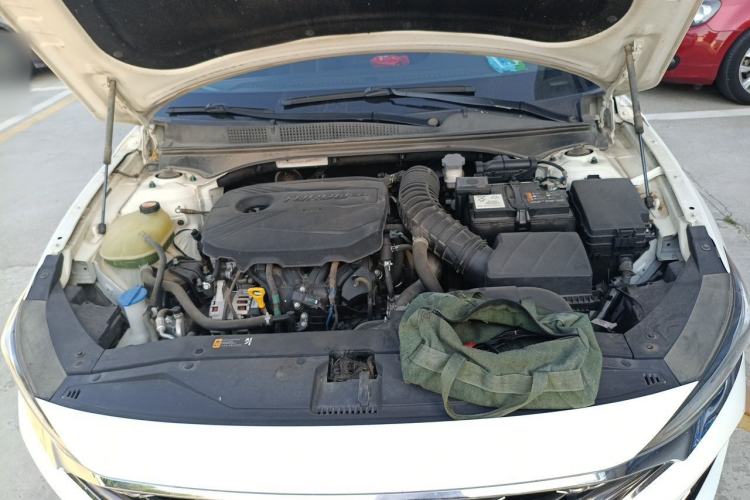 Used Hyundai Lafesta 2019 280TGDi Sport Edition China VI Engine Bay