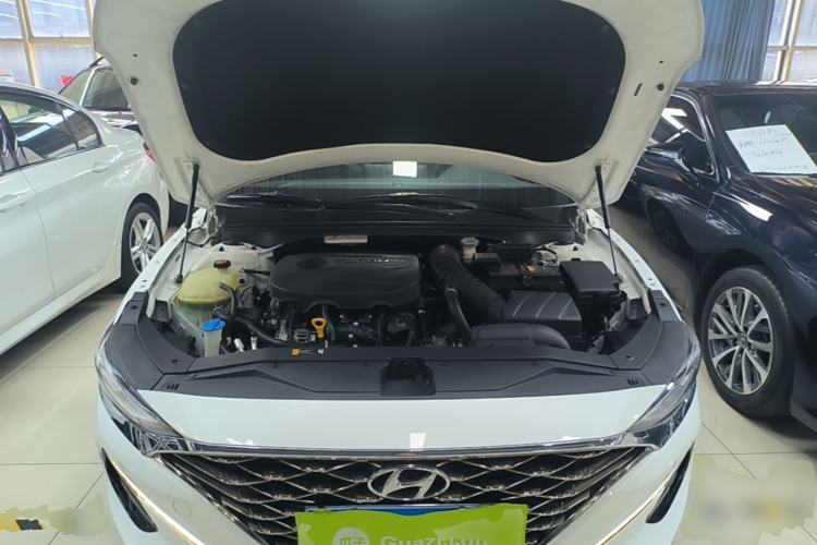 Used Hyundai Lafesta 2019 280TGDi Smart Speed Version China VI Standard Engine Bay