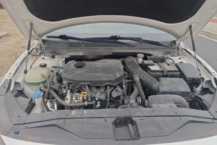 Used Hyundai Lafesta 2019 280TGDi Smart Speed Version China VI Standard Engine Bay