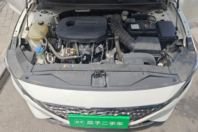 Used Hyundai Lafesta 2019 280TGDi Smart Speed Version China VI Standard Engine Bay