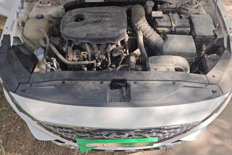 Used Hyundai Lafesta 2019 280TGDi Smart Edition China VI Standard Engine Bay