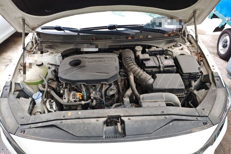 Used Hyundai Lafesta 2019 280TGDi Smart Speed Version China VI Standard Engine Bay