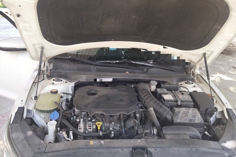 Used Hyundai Lafesta 2019 280TGDi Smart Speed Version China VI Standard Engine Bay