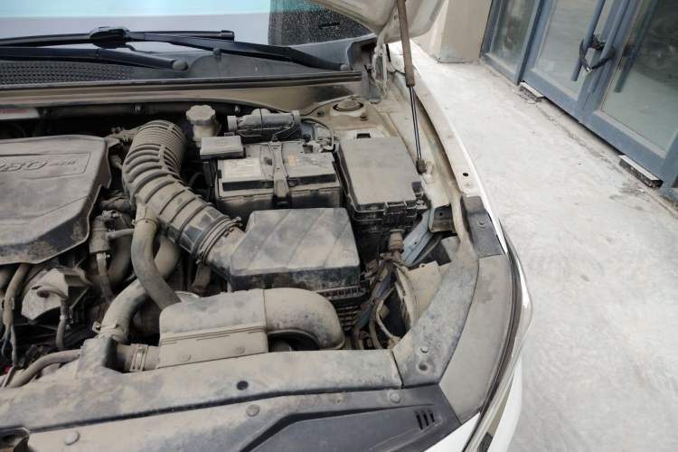 Used Hyundai Lafesta 2019 280TGDi Smart Speed Version China VI Standard Engine Bay Left