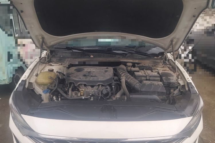 Used Hyundai Lafesta 2019 280TGDi Smart Speed Version China VI Standard Engine Bay