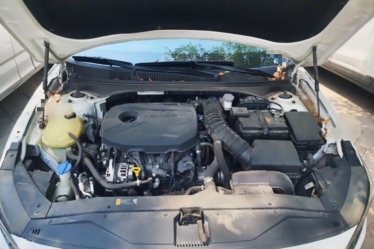 Used Hyundai Lafesta 2019 280TGDi Smart Speed Version China VI Standard Engine Bay