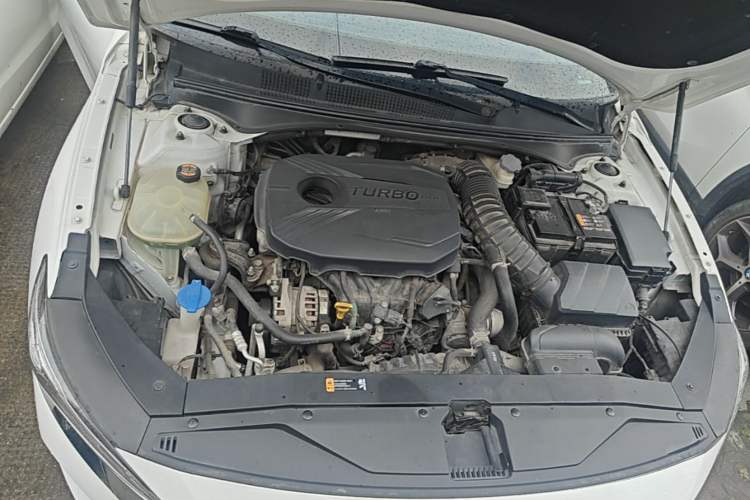 Used Hyundai Lafesta 2019 280TGDi Sport Edition China VI Engine Bay