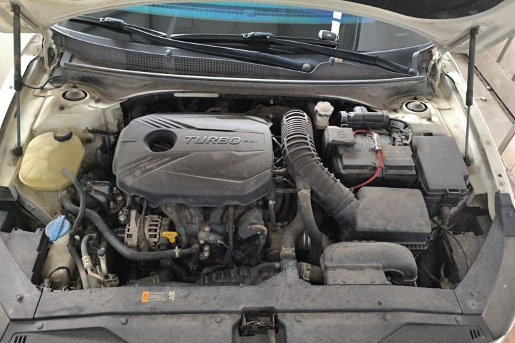 Used Hyundai Lafesta 2019 280TGDi Smart Edition China VI Standard Engine Bay