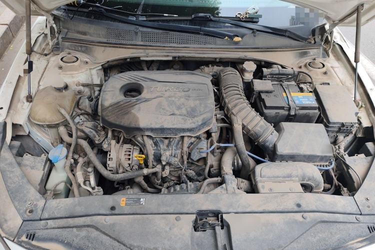 Used Hyundai Lafesta 2019 280TGDi Smart Speed Version China VI Standard Engine Bay