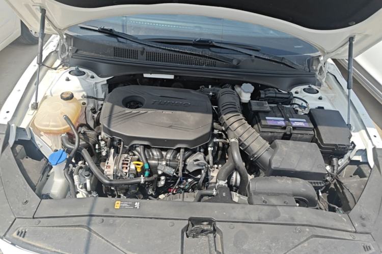Used Hyundai Lafesta 2019 280TGDi Smart Speed Version China VI Standard Engine Bay