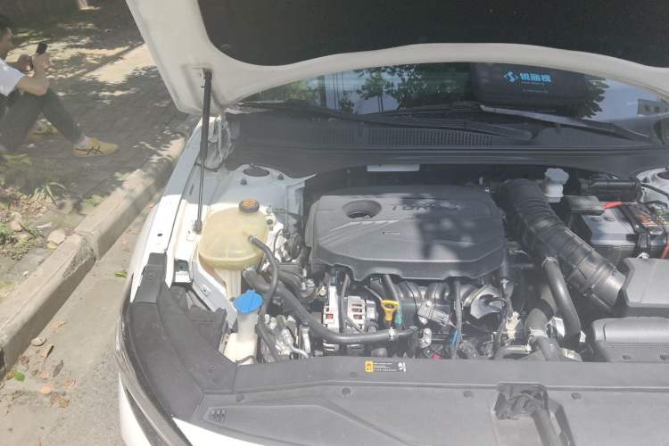 Used Hyundai Lafesta 2019 280TGDi Smart Speed Version China VI Standard Engine Bay Right