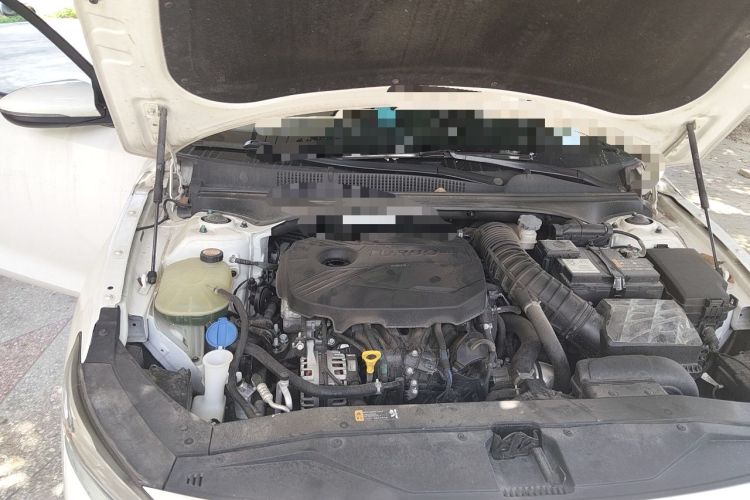 Used Hyundai Lafesta 2019 280TGDi Smart Speed Version China VI Standard Engine Bay Right