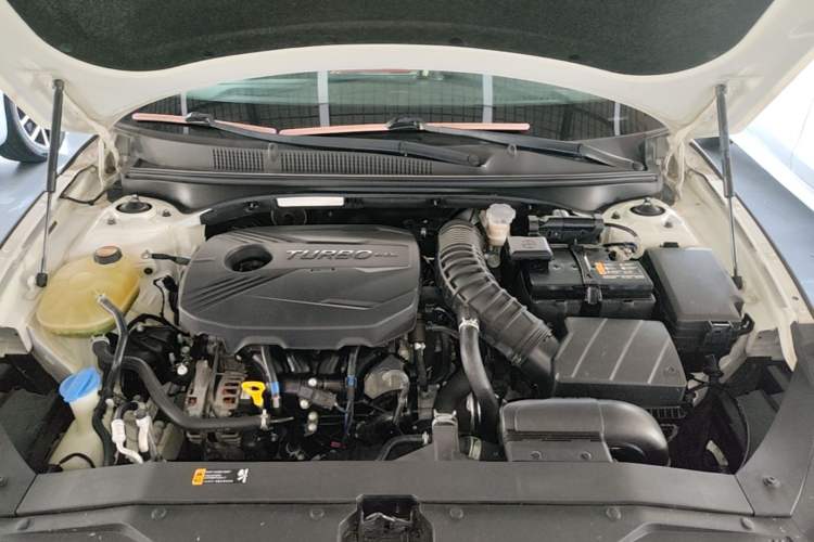 Used Hyundai Lafesta 2019 280TGDi Smart Speed Version China V Standard Engine Bay