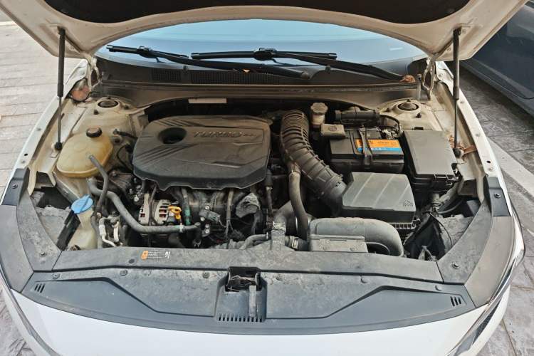 Used Hyundai Lafesta 2019 280TGDi Sport Edition China VI Engine Bay