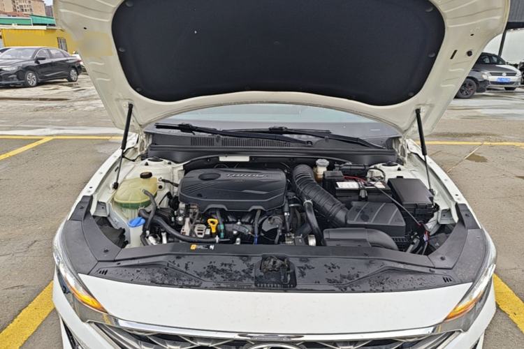 Used Hyundai Lafesta 2019 280TGDi Sport Edition China VI Engine Bay