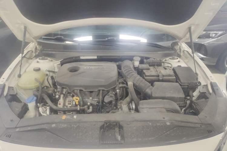 Used Hyundai Lafesta 2019 280TGDi Smart Edition China VI Standard Engine Bay