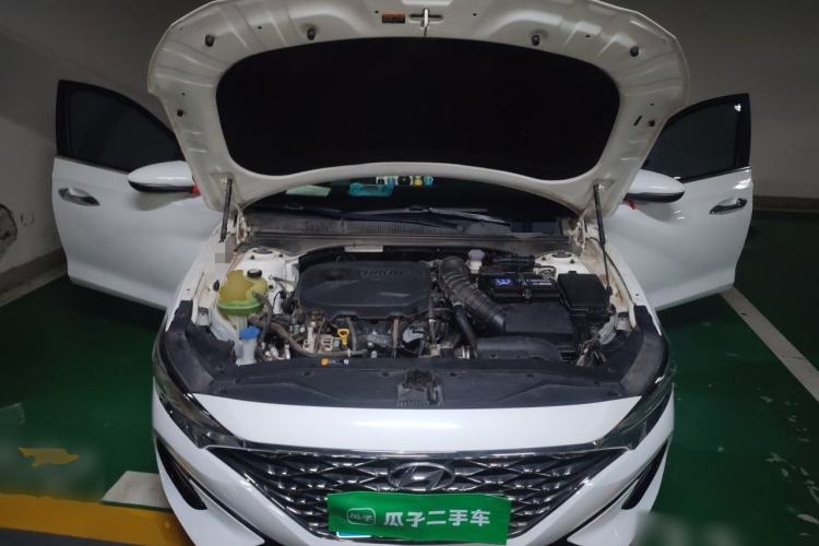 Used Hyundai Lafesta 2019 280TGDi Smart Speed Version China VI Standard Engine Bay