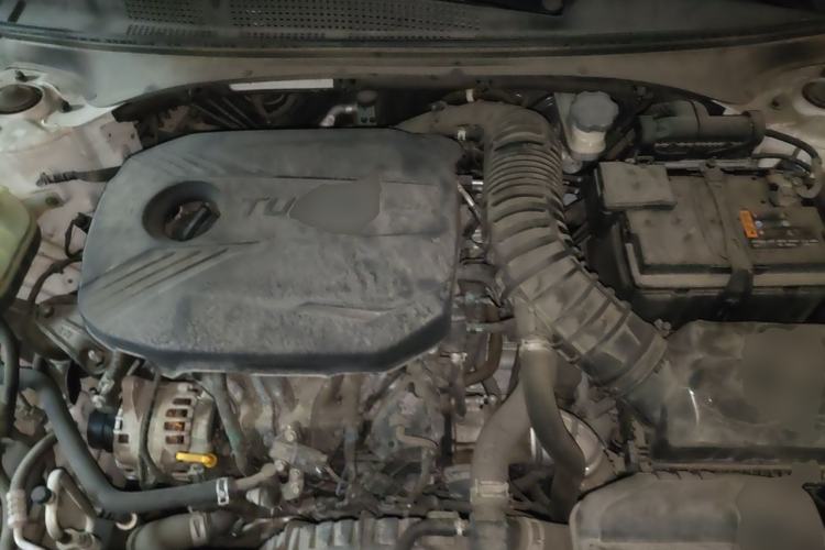 Used Hyundai Lafesta 2019 280TGDi Smart Speed Version China VI Standard Engine Bay