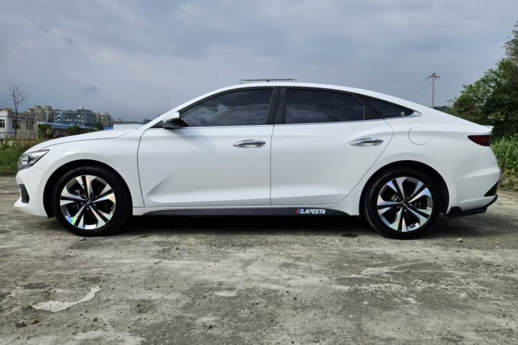 Used Hyundai Lafesta 2019 280TGDi Sport Edition China VI Exterior 2