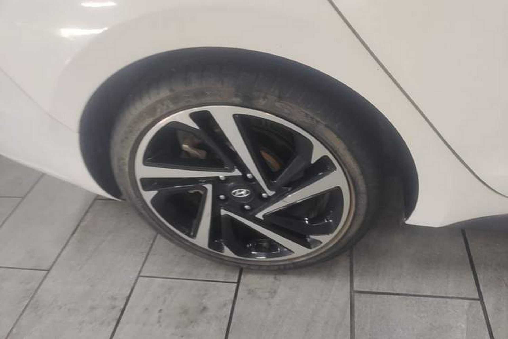 Used Hyundai Lafesta 2019 280TGDi Smart Edition China VI Standard Exterior 5