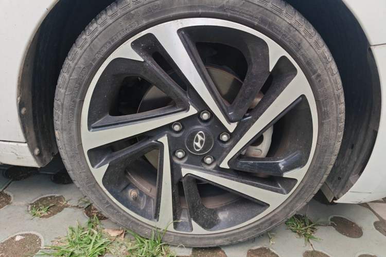 Used Hyundai Lafesta 2019 280TGDi Smart Speed Version China VI Standard Exterior 7