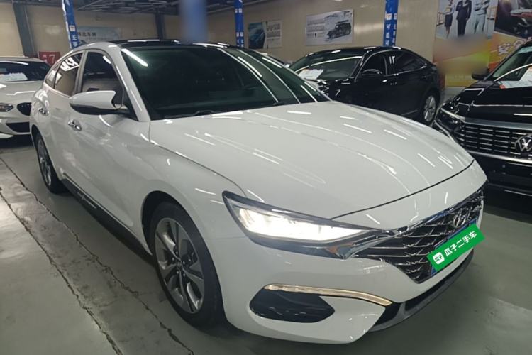 Used Hyundai Lafesta 2019 280TGDi Sport Edition China VI Front Right 45 Deg
