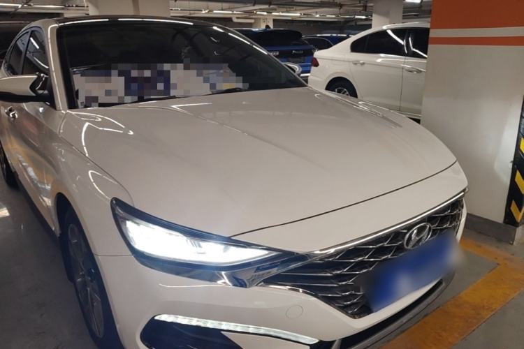 Used Hyundai Lafesta 2019 280TGDi Sport Edition China VI Front Right 45 Deg