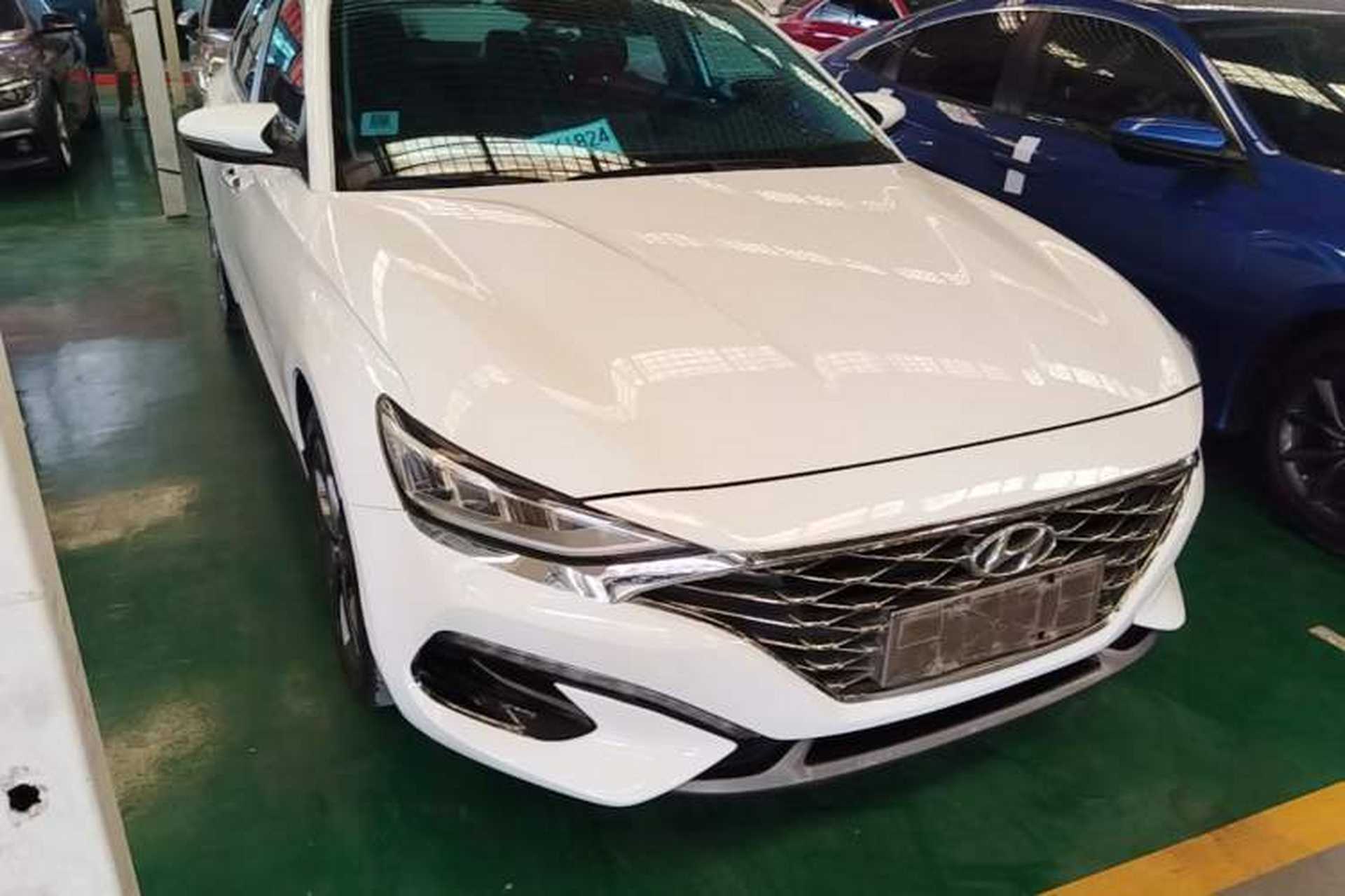 Used Hyundai Lafesta 2019 280TGDi Sport Edition China VI Front Right 45 Deg