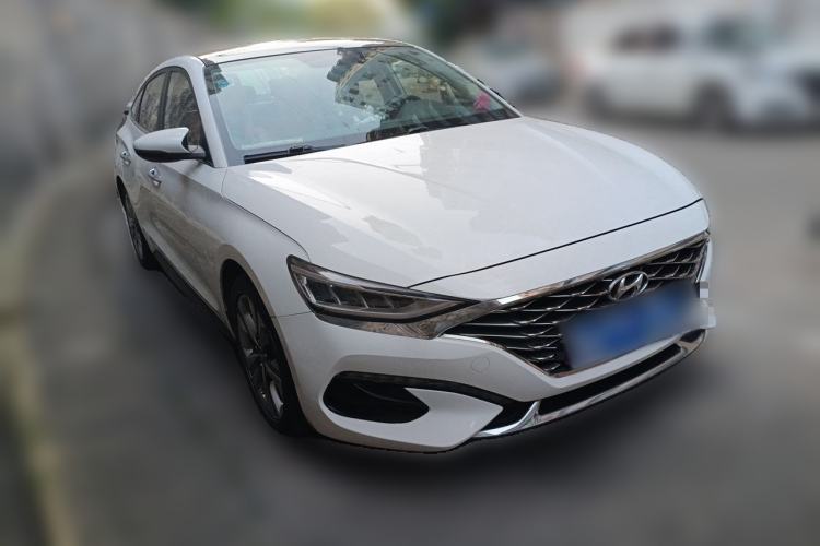 Used Hyundai Lafesta 2019 280TGDi Smart Speed Version China V Standard Front Right 45 Deg