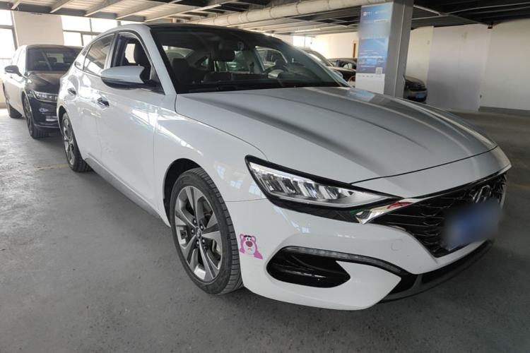 Used Hyundai Lafesta 2019 280TGDi Sport Edition China VI Front Right 45 Deg