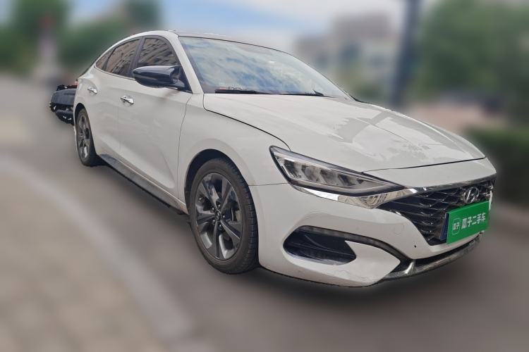 Used Hyundai Lafesta 2019 280TGDi Smart Speed Version China VI Standard Front Right 45 Deg
