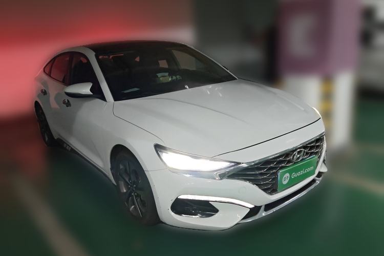Used Hyundai Lafesta 2019 280TGDi Smart Speed Version China VI Standard Front Right 45 Deg
