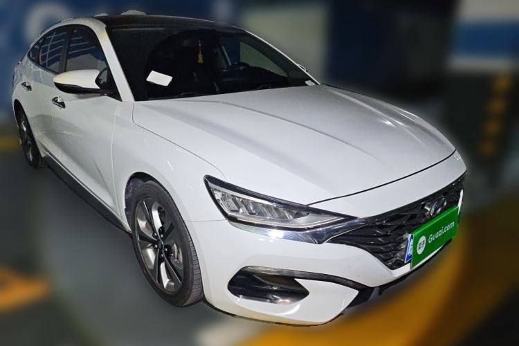 Used Hyundai Lafesta 2019 280TGDi Sport Edition China VI Front Right 45 Deg
