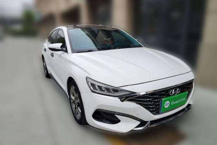 Used Hyundai Lafesta 2019 280TGDi Smart Speed Version China VI Standard Front Right 45 Deg