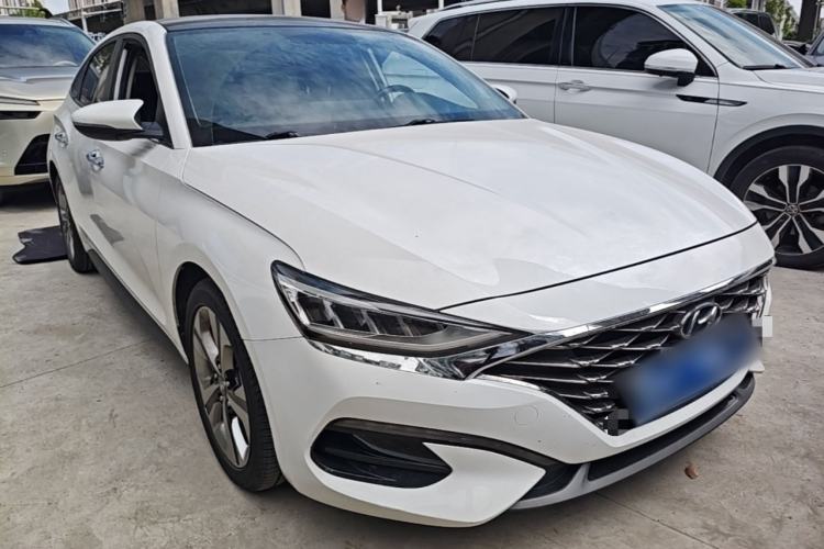 Used Hyundai Lafesta 2019 280TGDi Sport Edition China VI Front Right 45 Deg