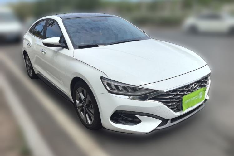 Used Hyundai Lafesta 2019 280TGDi Sport Edition China VI Front Right 45 Deg