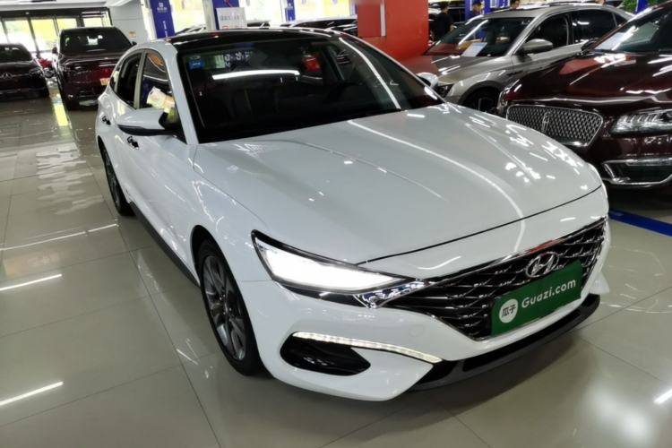 Used Hyundai Lafesta 2019 280TGDi Sport Edition China VI Front Right 45 Deg