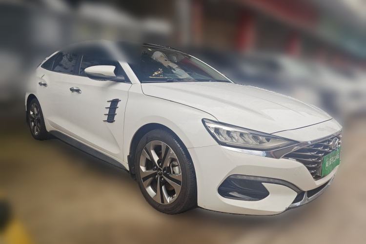 Used Hyundai Lafesta 2019 280TGDi Smart Speed Version China V Standard Front Right 45 Deg