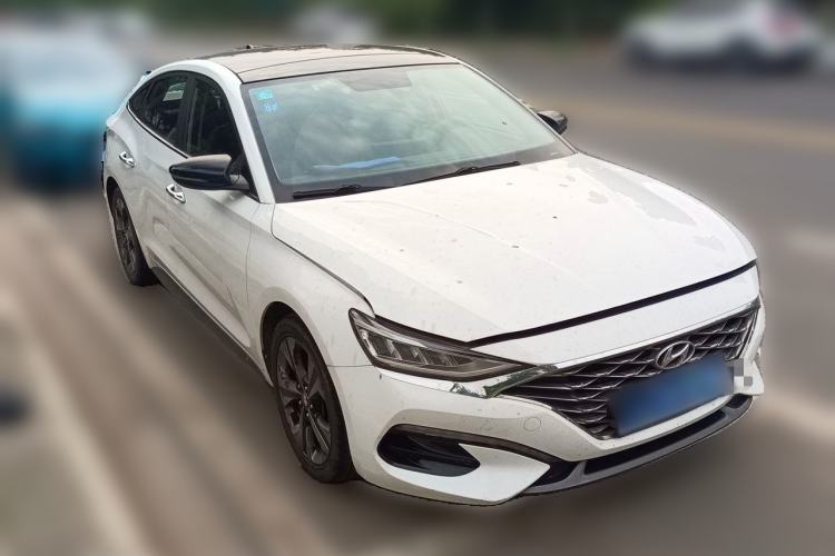 Used Hyundai Lafesta 2019 280TGDi Sport Edition China VI Front Right 45 Deg