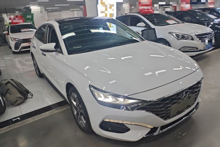 Used Hyundai Lafesta 2019 280TGDi Smart Speed Version China VI Standard Front Right 45 Deg