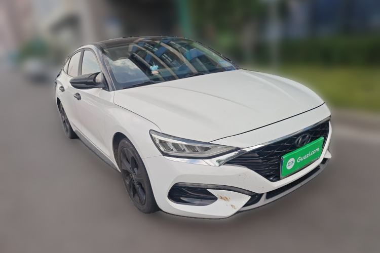 Used Hyundai Lafesta 2019 280TGDi Sport Edition China VI Front Right 45 Deg
